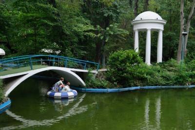 Варна парк лодки