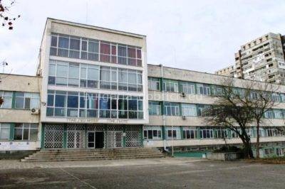 гимназия в Болгарии